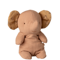 SAFARI FRIENDS - ELEPHANT - SMALL - POWDER