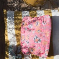 TEIKI POUCH - STRAWBERRY BOHEMIAN HINDI