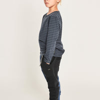 TRAVEL TRACK PANT