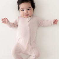 BAMBOO ZIP FOOTIE - BLUSH