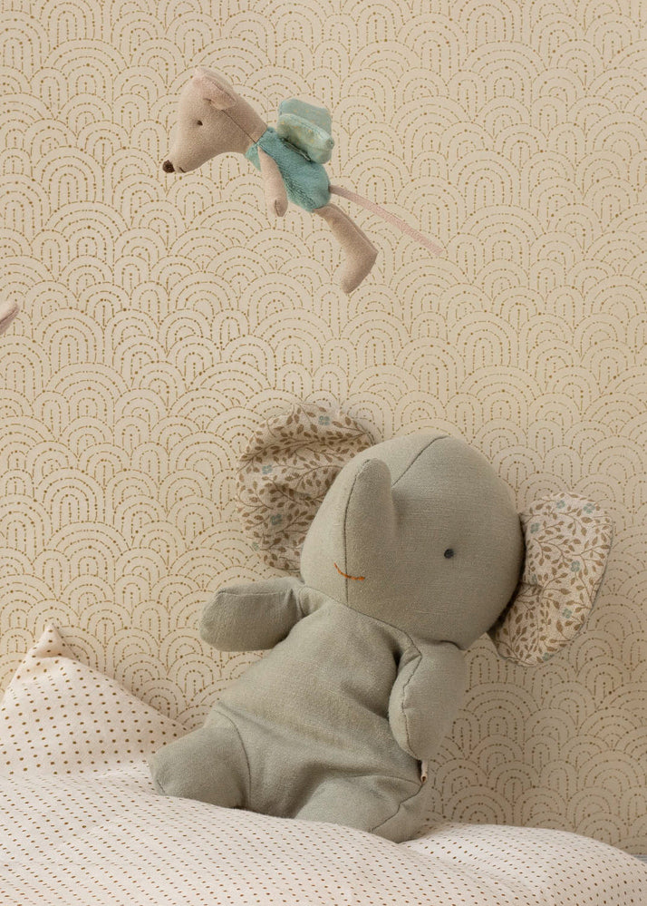 SAFARI FRIENDS - ELEPHANT - SMALL - IRON GREY