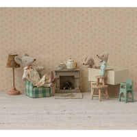 TWINS, BABY MICE IN MATCHBOX