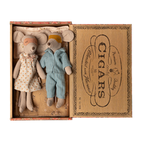 MUM & DAD MICE IN CIGARBOX