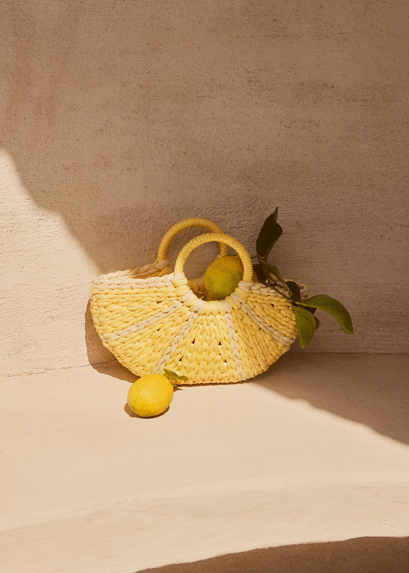 LEMON STRAW BAG