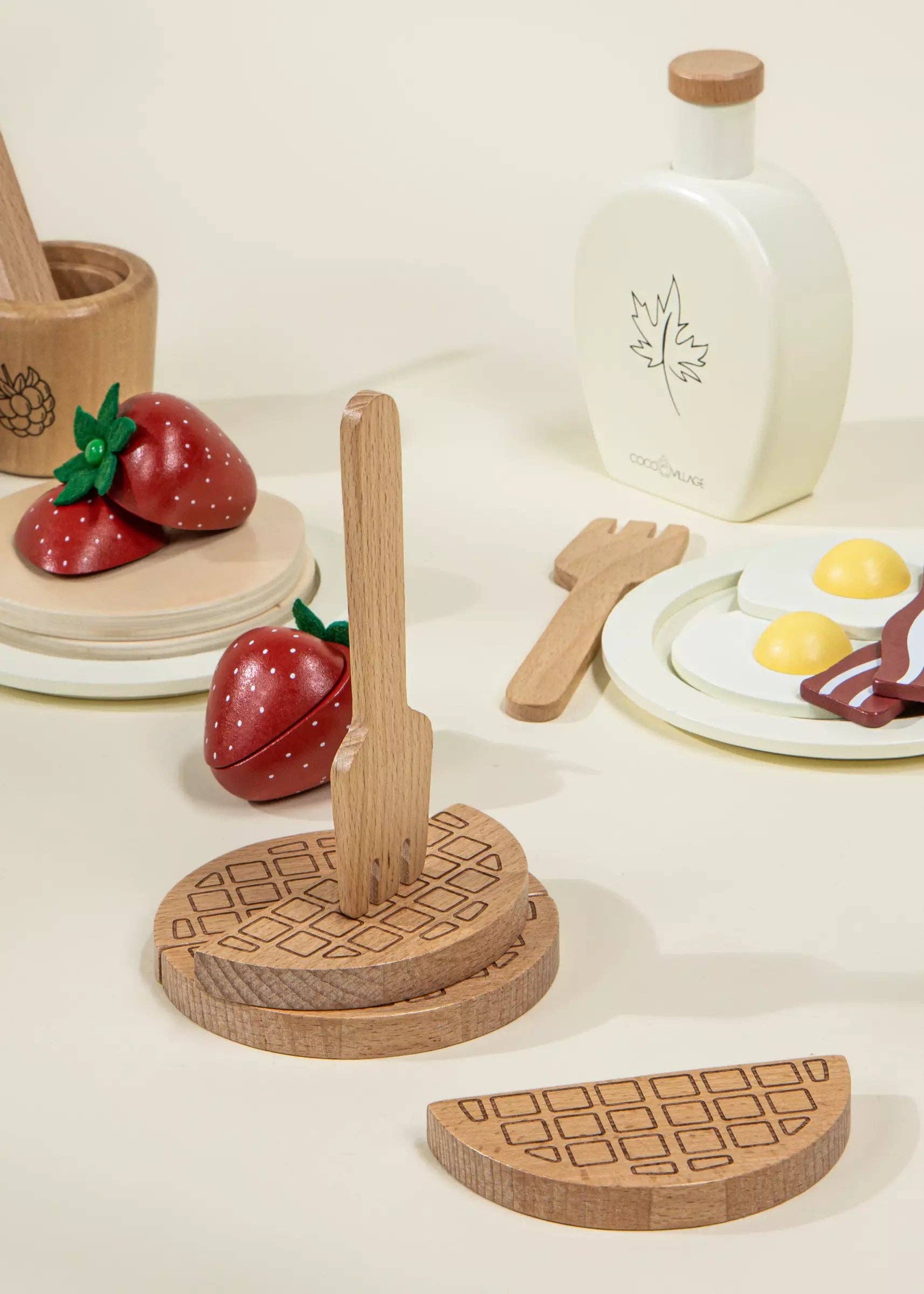 WOODEN BRUNCH PLAYSET
