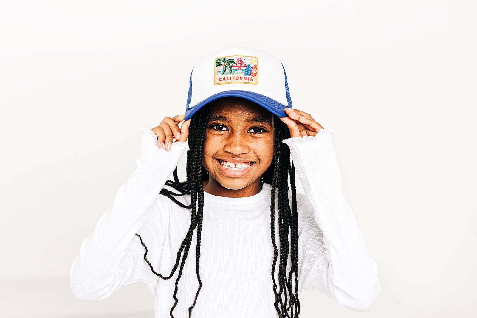 CALIFORNIA POSTCARD TRUCKER HAT