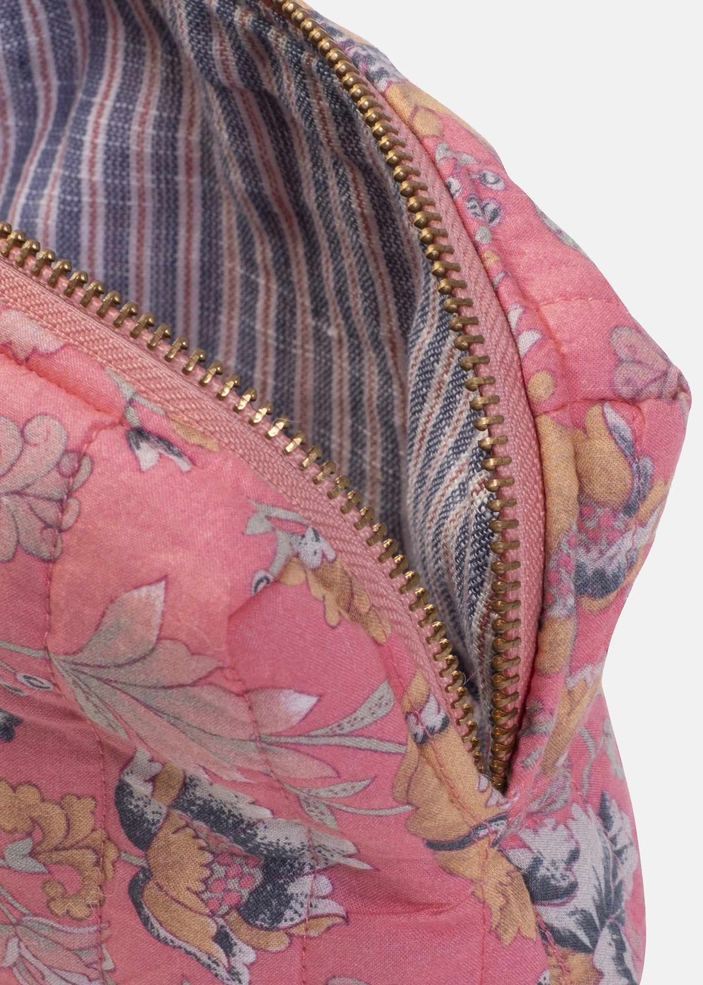 TEIKI POUCH - STRAWBERRY BOHEMIAN HINDI