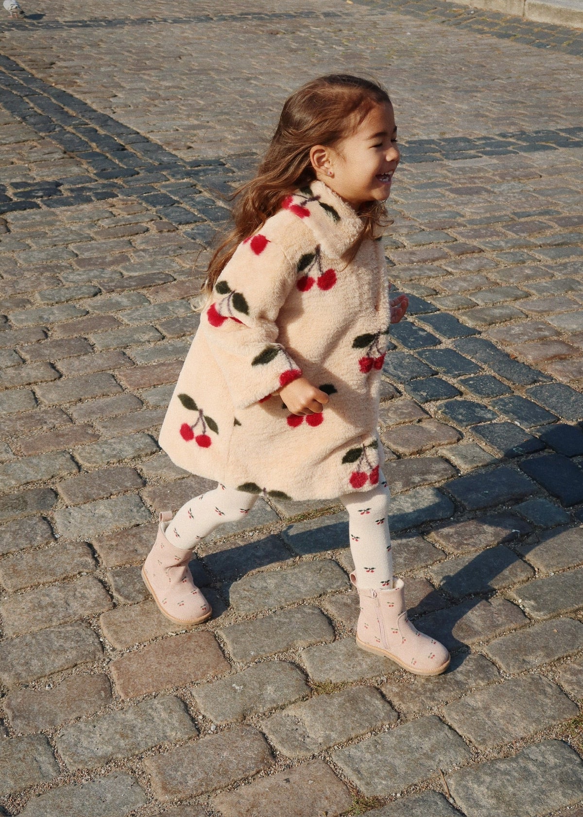 FUZZIE MA GRANDE CHERRY COAT