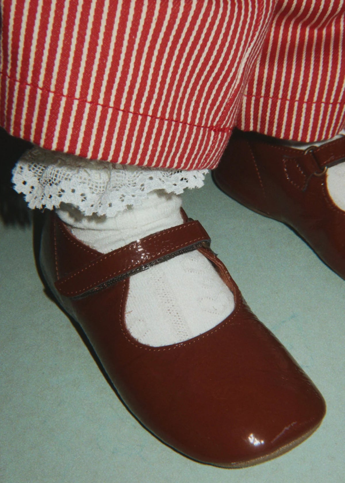 2 PACK FRILL POINTELLE SOCKS