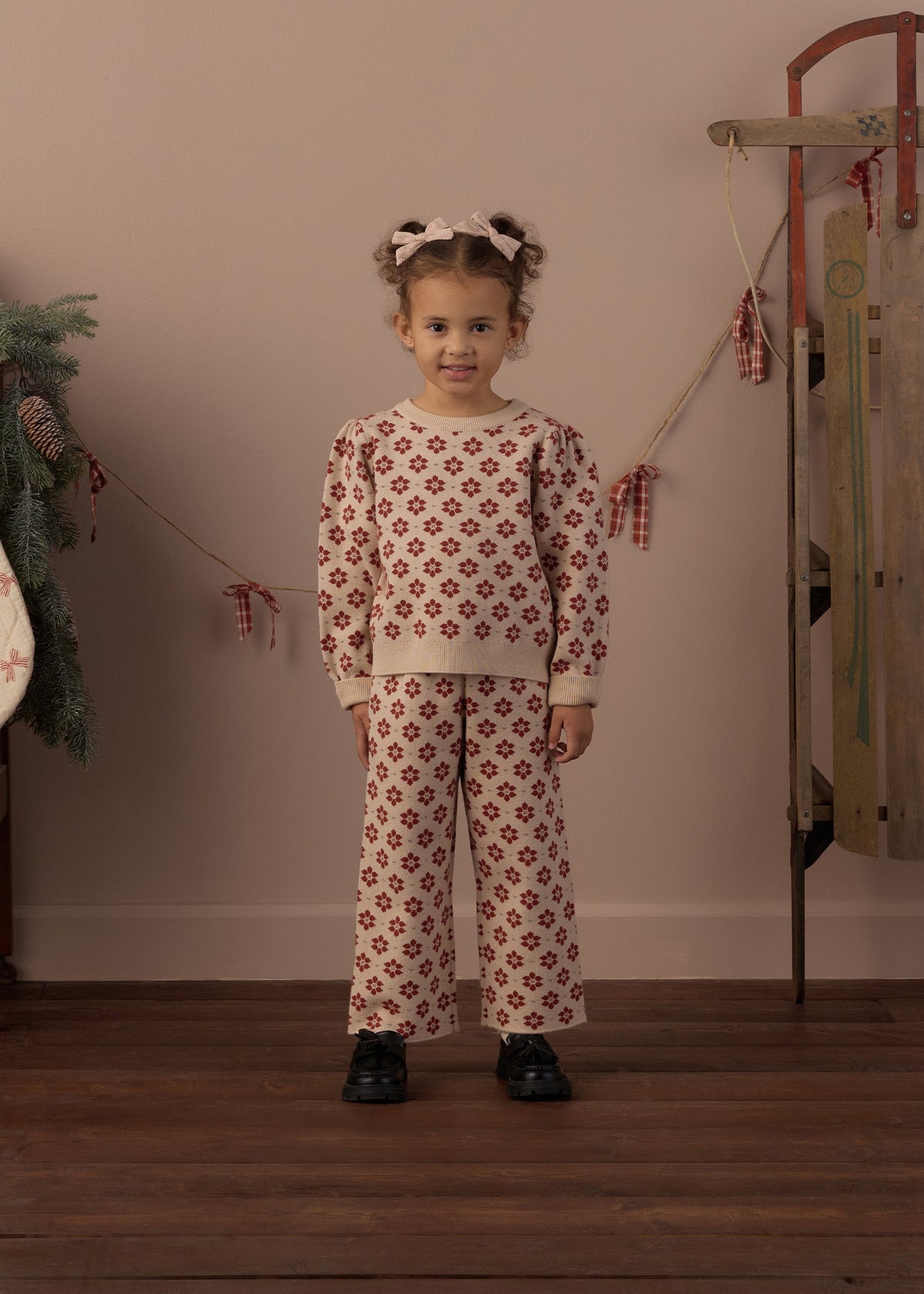 POINTSETTIA JACQUARD KNIT SET