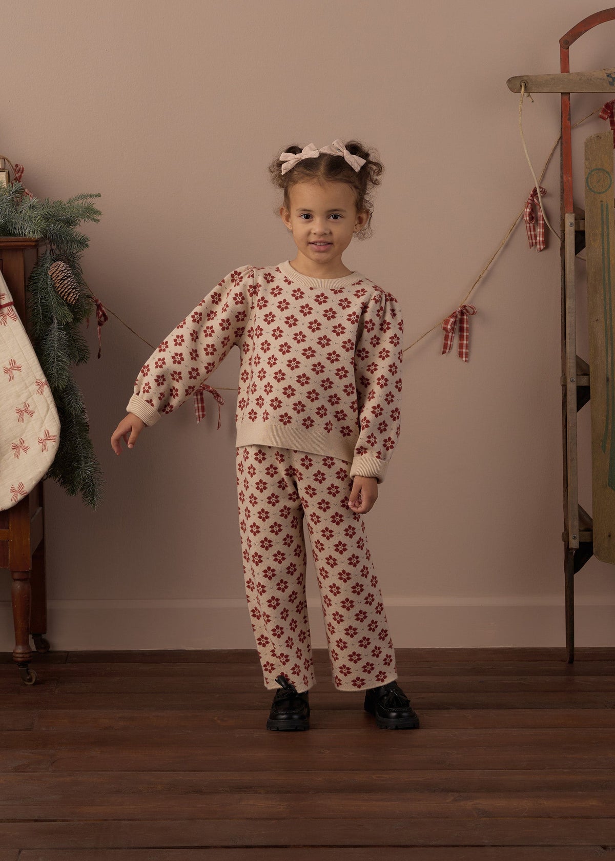 POINTSETTIA JACQUARD KNIT SET