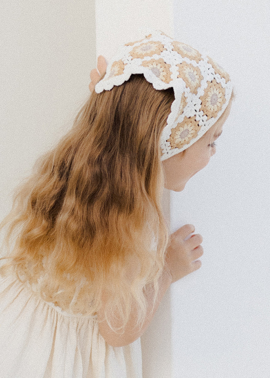 DAISY CROCHET SCARF HEADBAND