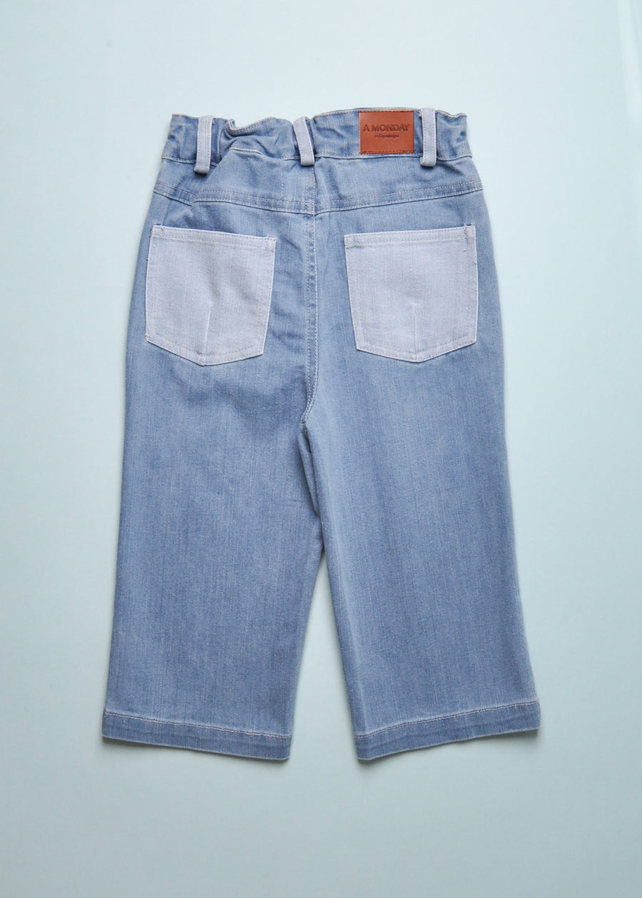 JESSIE JEANS
