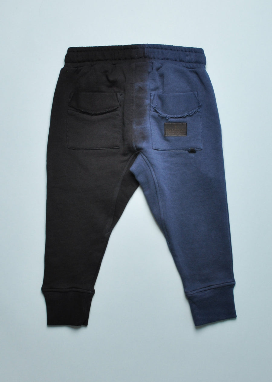 TRAVEL TRACK PANT