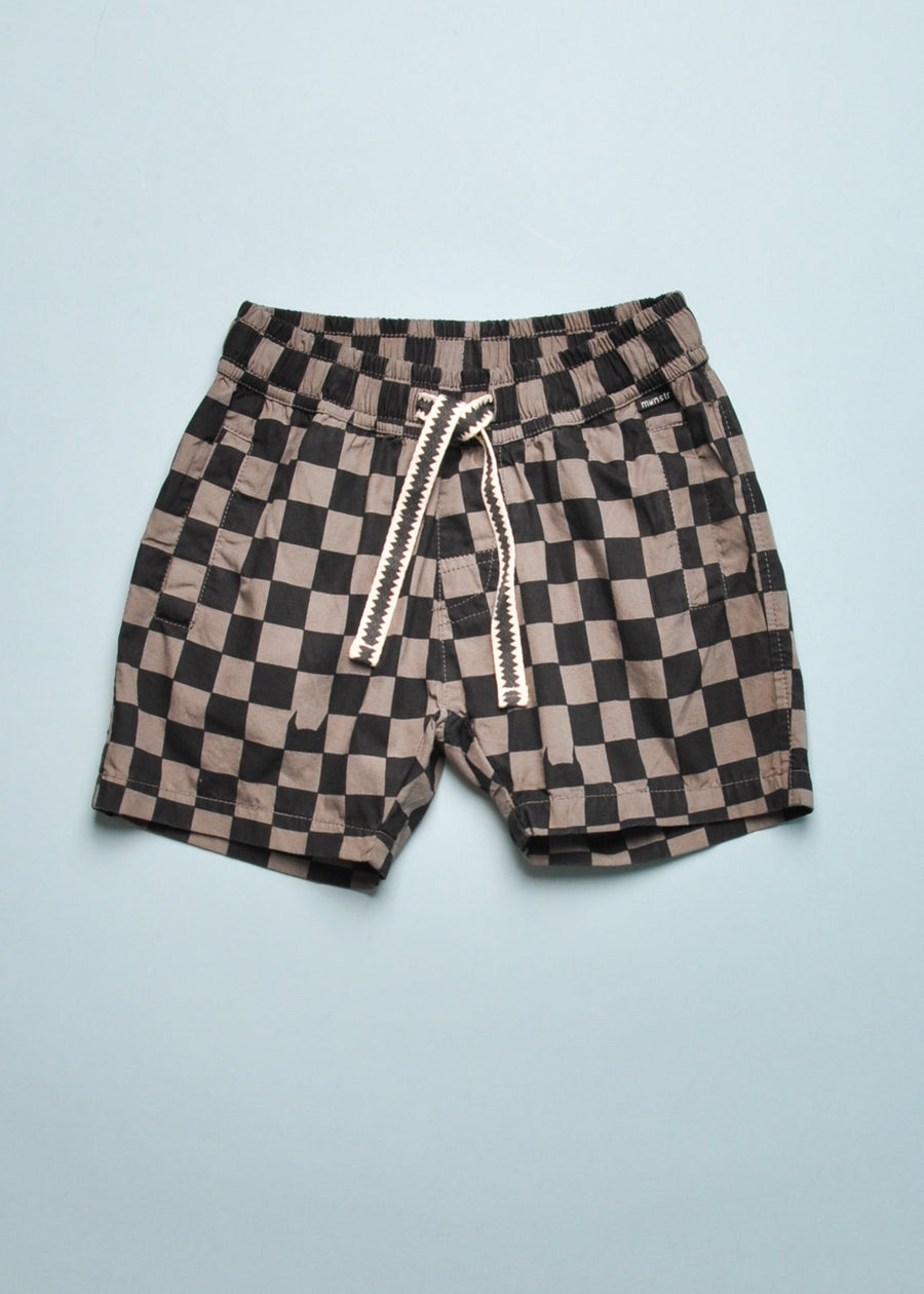 FLAGGED CHECK SHORTS