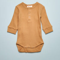 THE RIBBED ONESIE - CAMEL