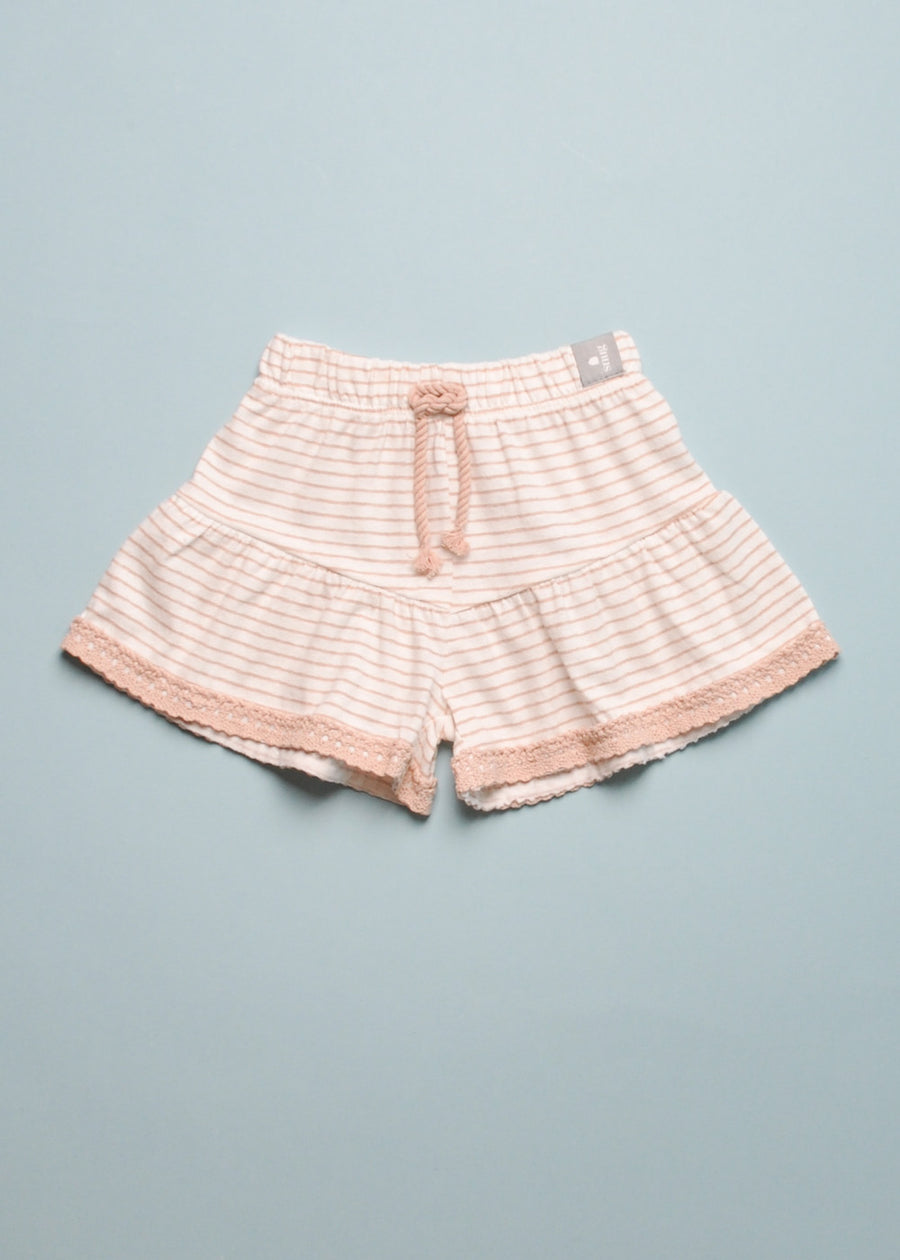 STRIPE CROCHET TRIM SHORTS