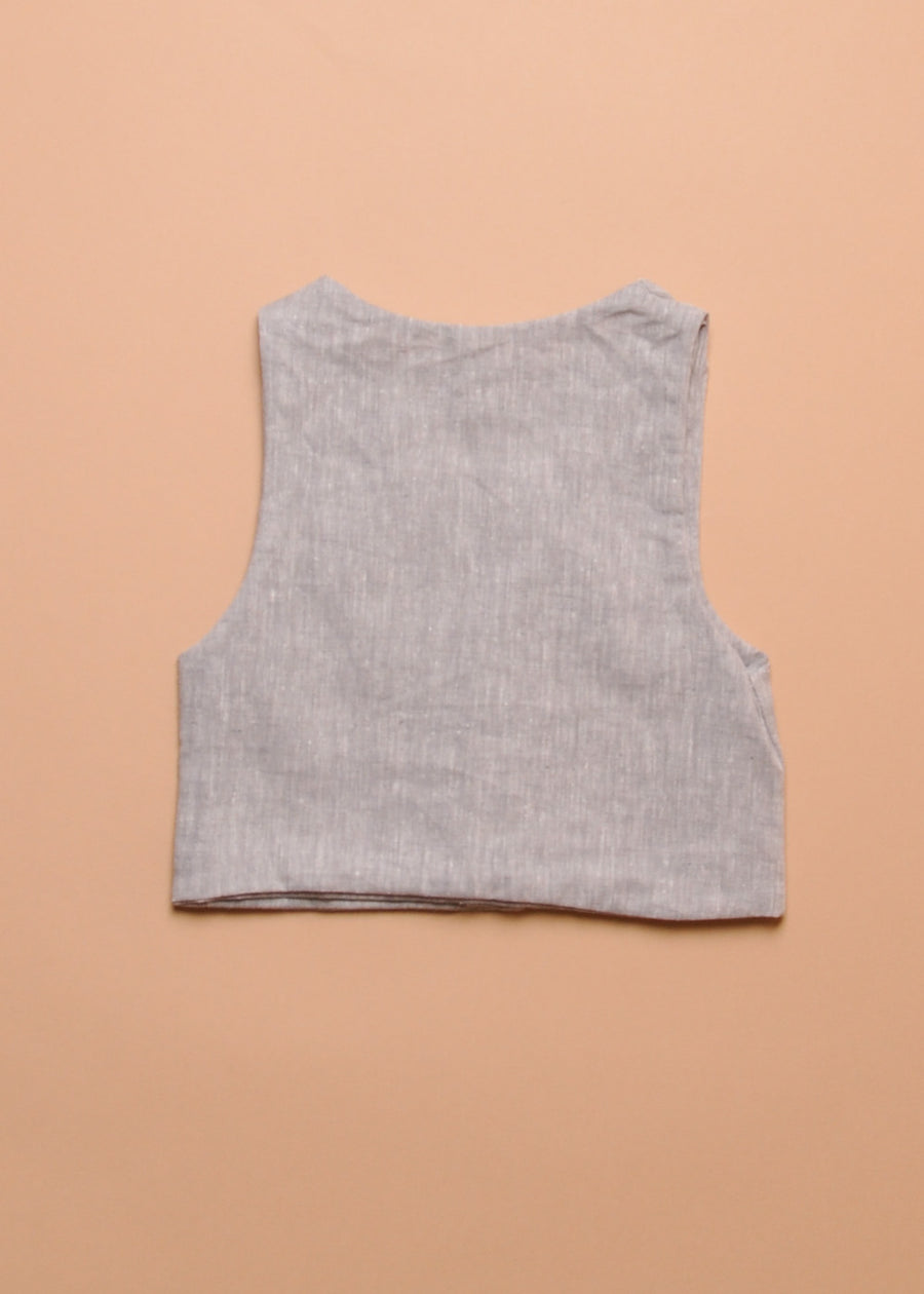 CHAMBRAY BUTTON VEST