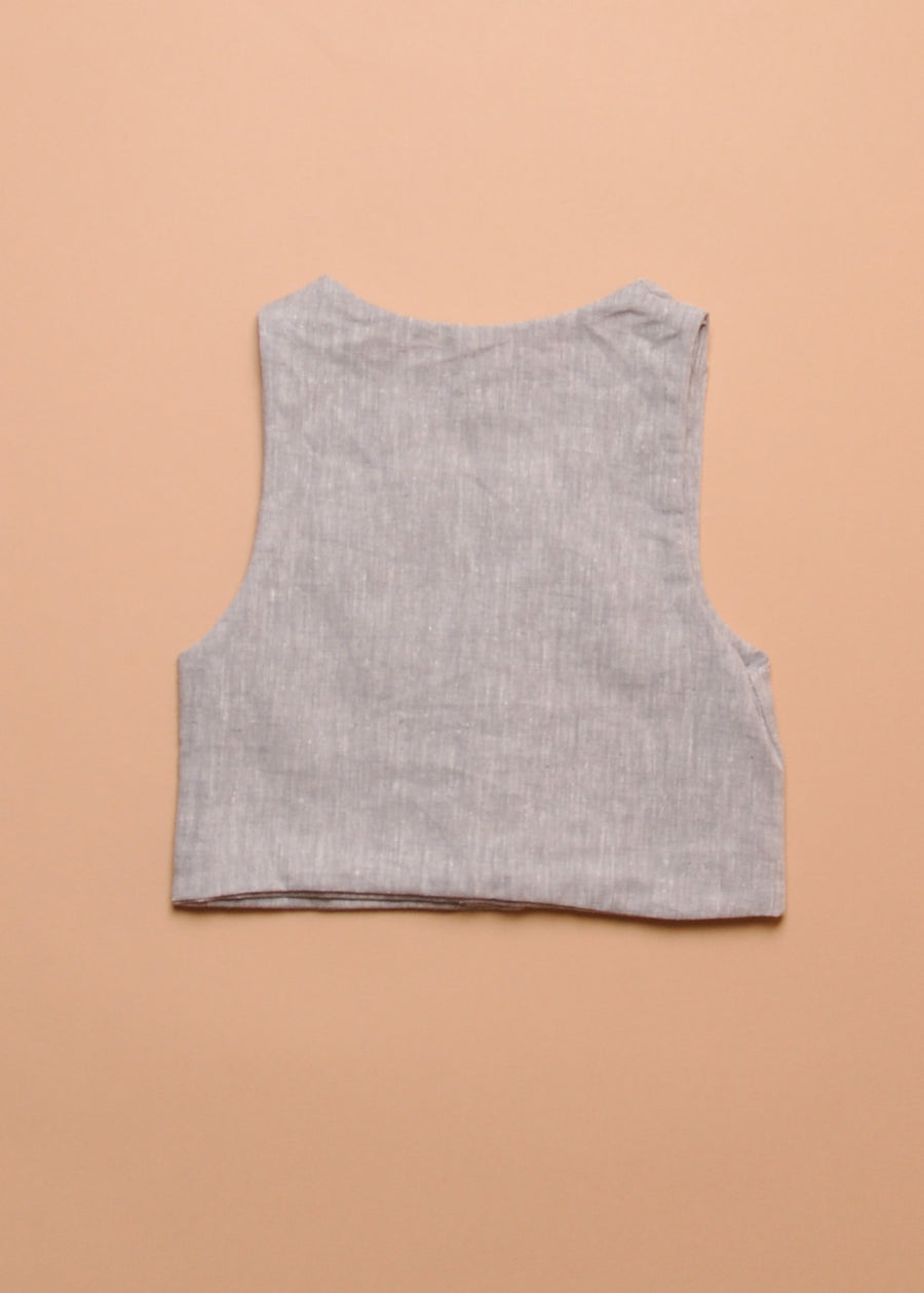 CHAMBRAY BUTTON VEST