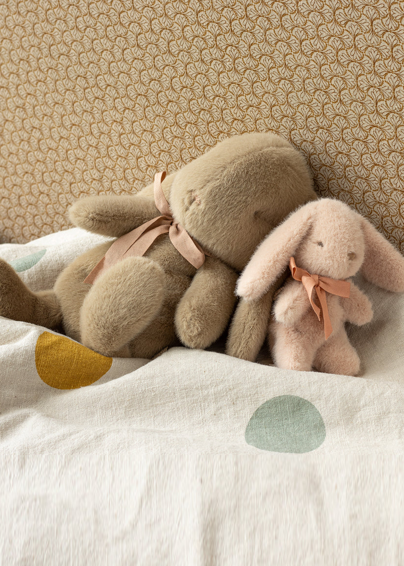BUNNY PLUSH - SMALL - DUSTY BROWN