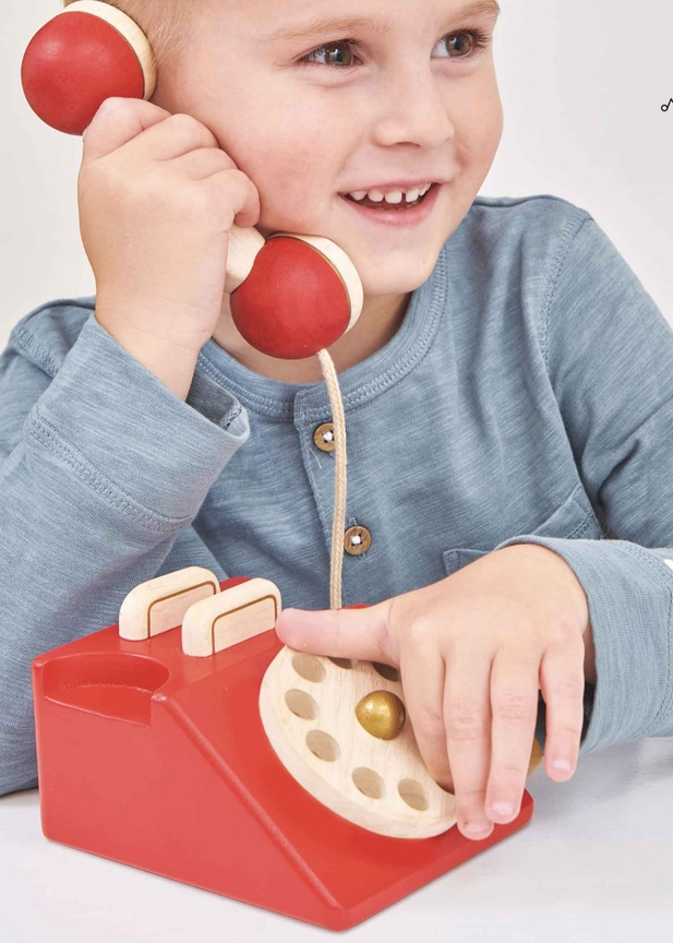 VINTAGE WOODEN PHONE