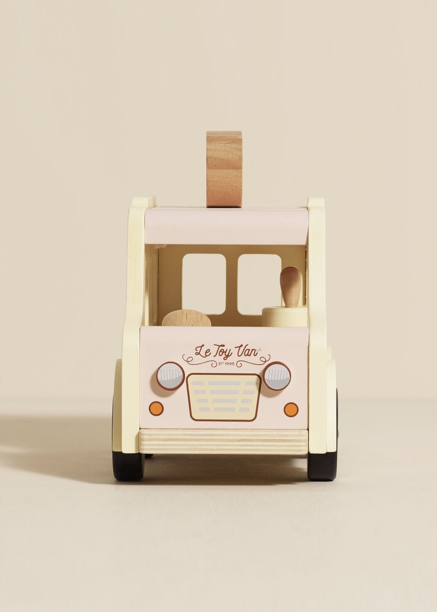 WOODEN ICE CREAM VAN