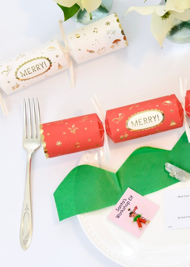 SURPRISE CRACKERS - CHRISTMAS - ASSORTED COLORS