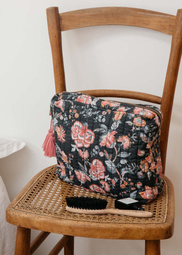 TEIKI POUCH - CHARCOAL TROPICAL LOON