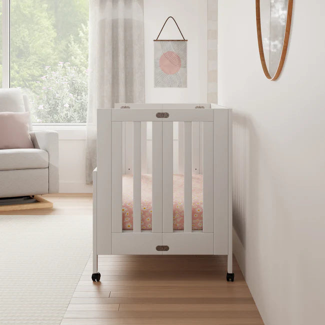 MAKI PORTABLE FOLDING CRIB WITH TODDLER BED CONVERSION KIT - WHITE