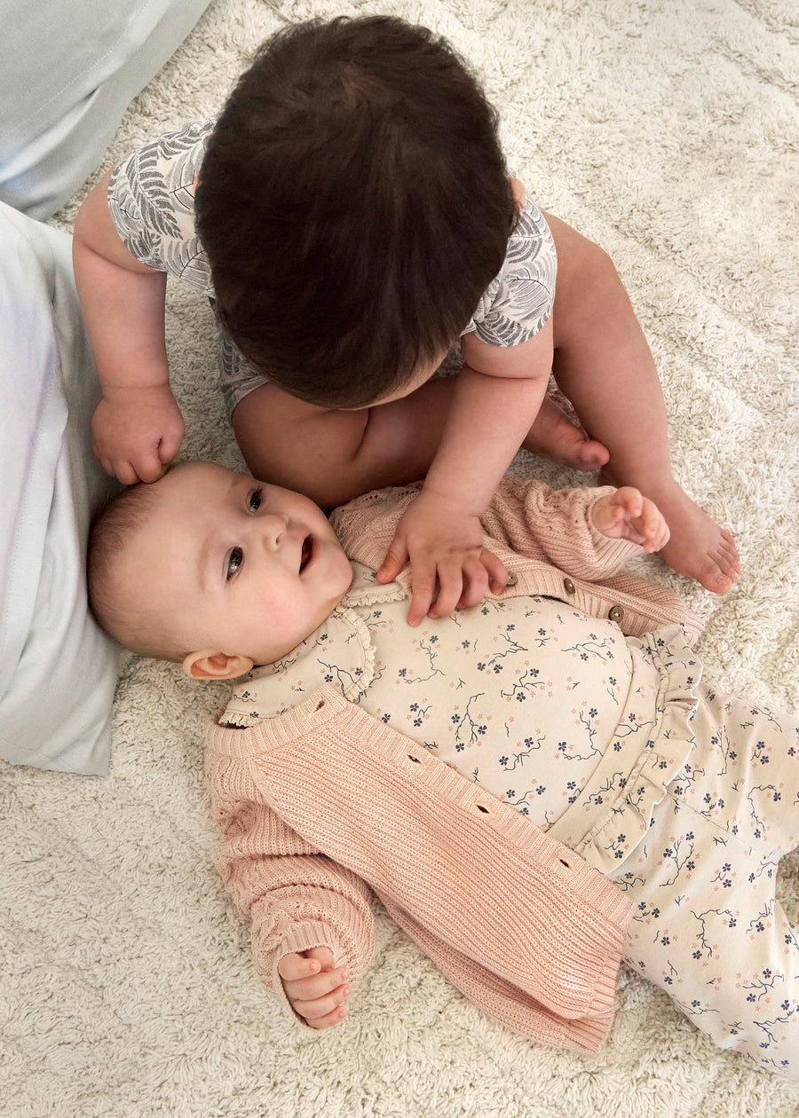 KNIT BABY CARDIGAN