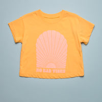 NO BAD VIBES BOXY TEE