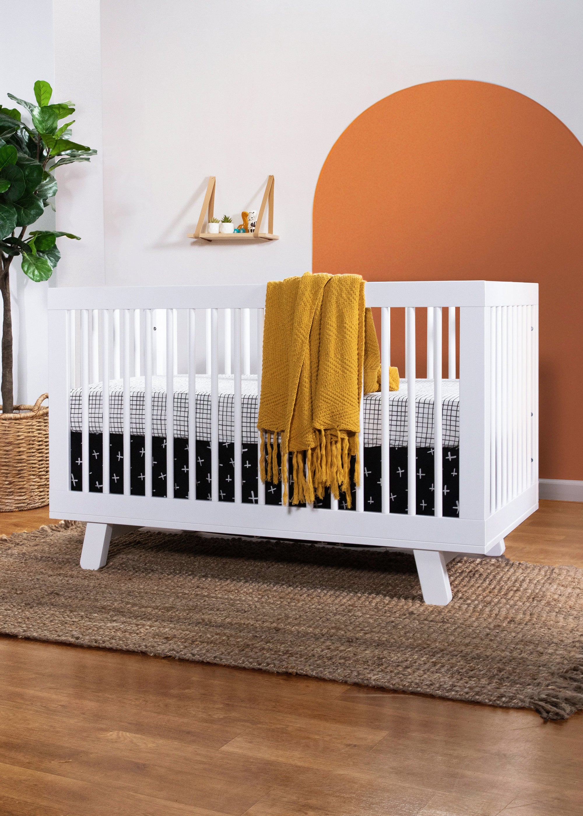 HUDSON 3-IN-1 CONVERTIBLE CRIB WITH TODDLER BED CONVERSION KIT - WHITE
