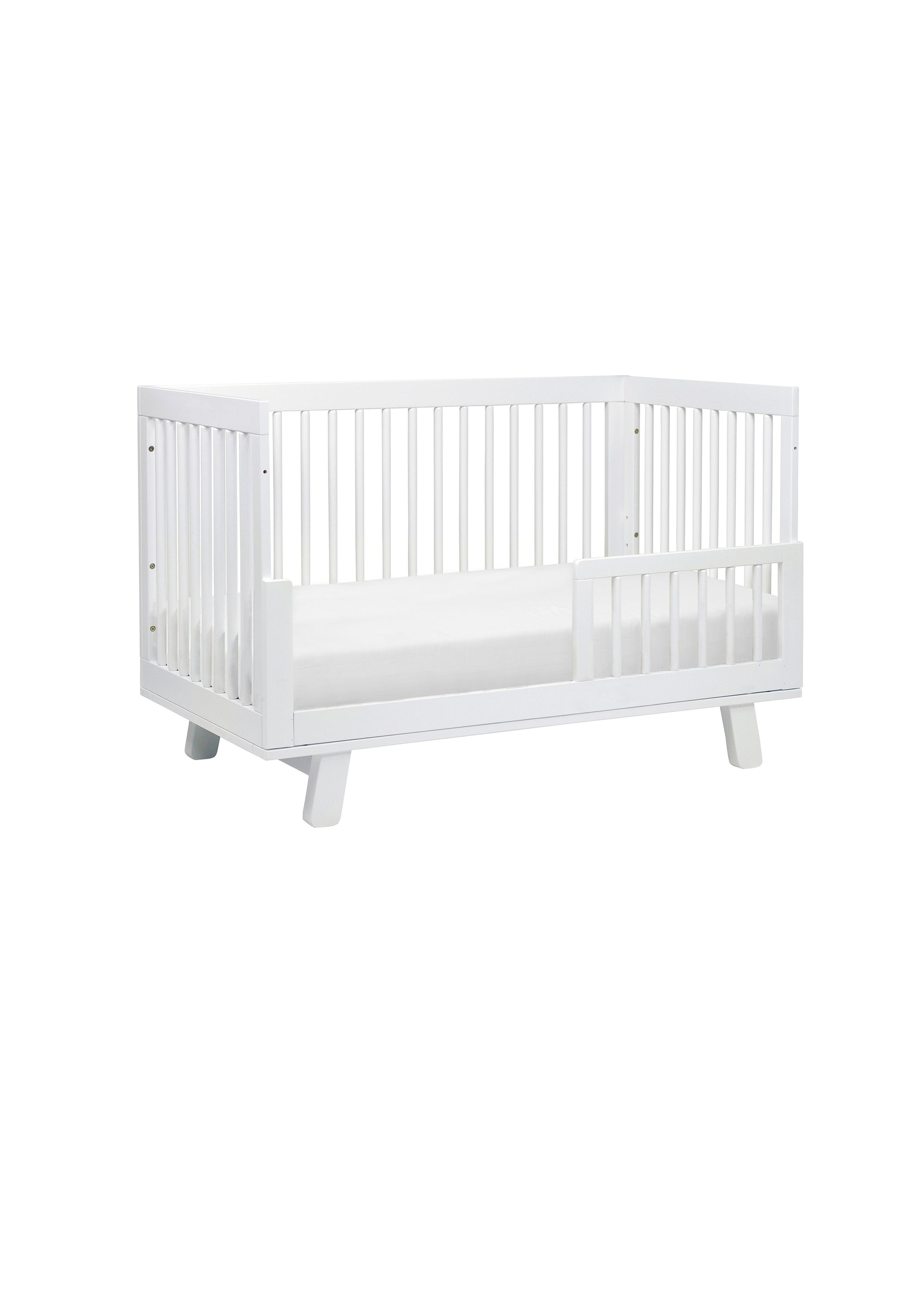 HUDSON 3-IN-1 CONVERTIBLE CRIB WITH TODDLER BED CONVERSION KIT - WHITE