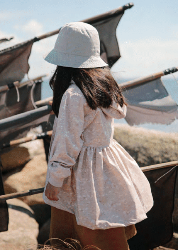 ODA SAKURA RAIN JACKET