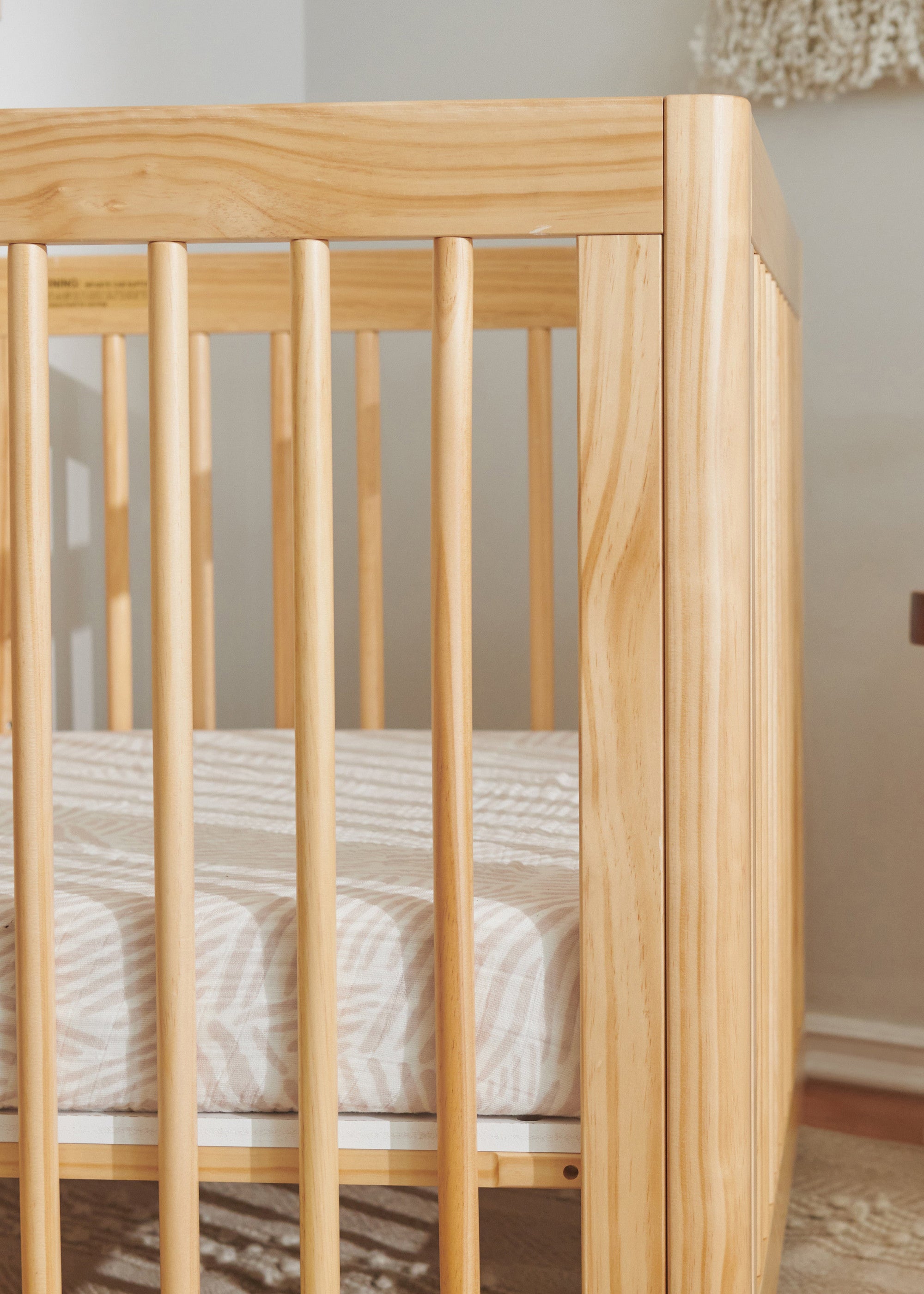 YUZU 8-IN-1 CONVERTIBLE CRIB WITH ALL AGES CONVERSION KITS - NATURALYUZU 8-IN-1 CONVERTIBLE CRIB WITH ALL AGES CONVERSION KITS - NATURAL