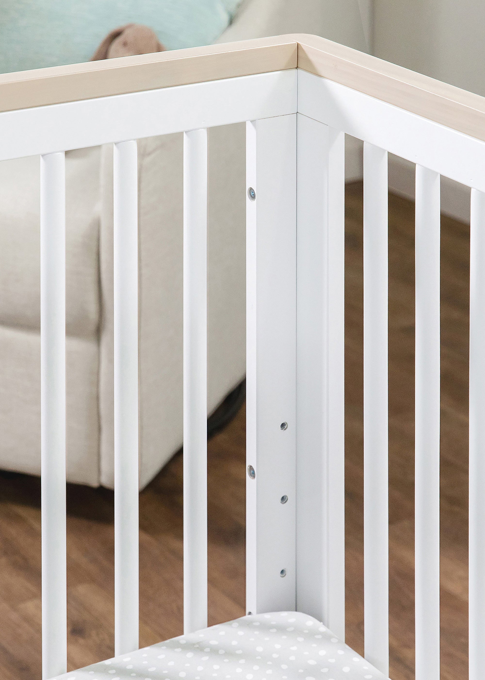 SCOOT 3-IN-1 CONVERTIBLE CRIB WITH TODDLER BED CONVERSION KIT