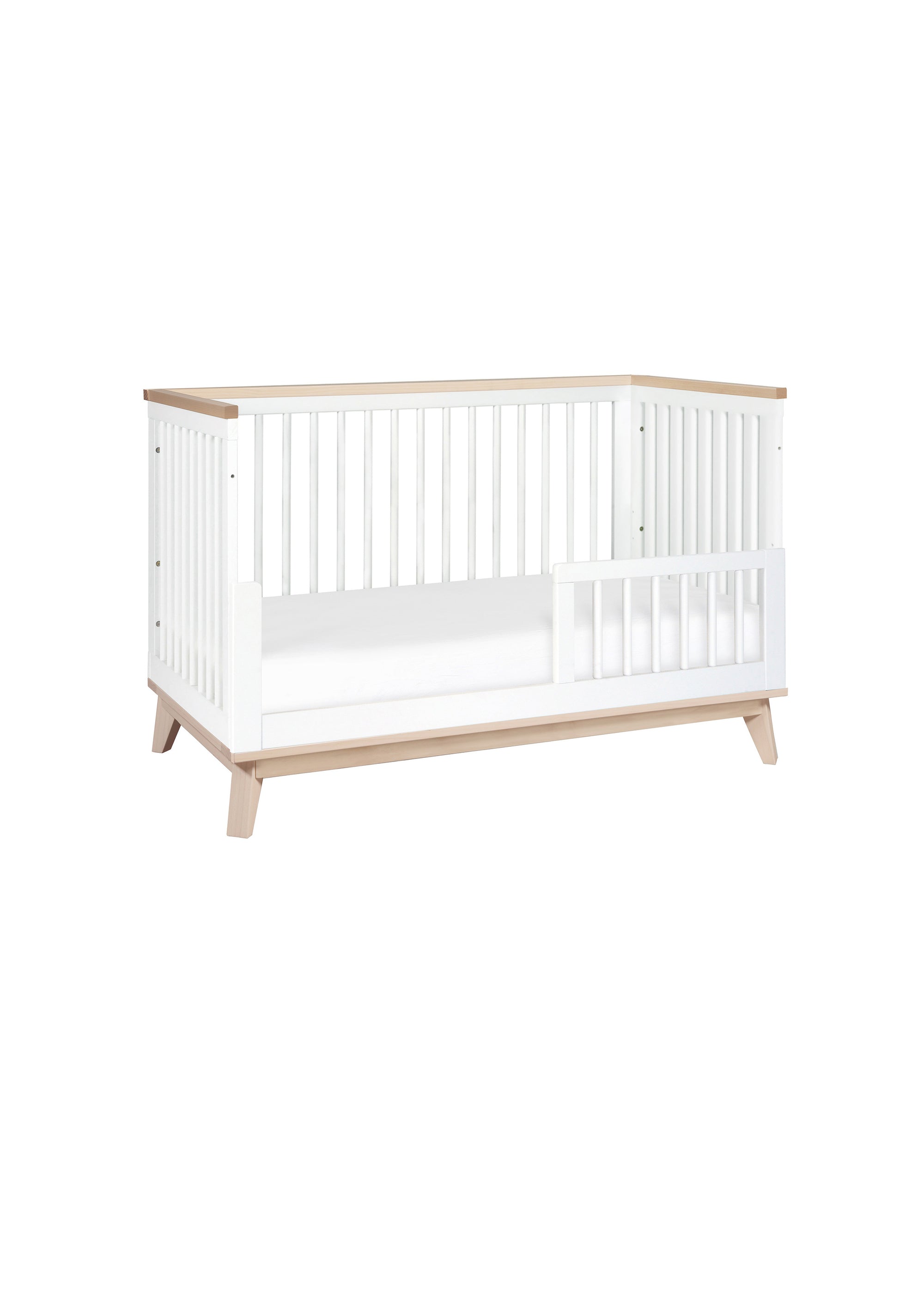SCOOT 3-IN-1 CONVERTIBLE CRIB WITH TODDLER BED CONVERSION KIT