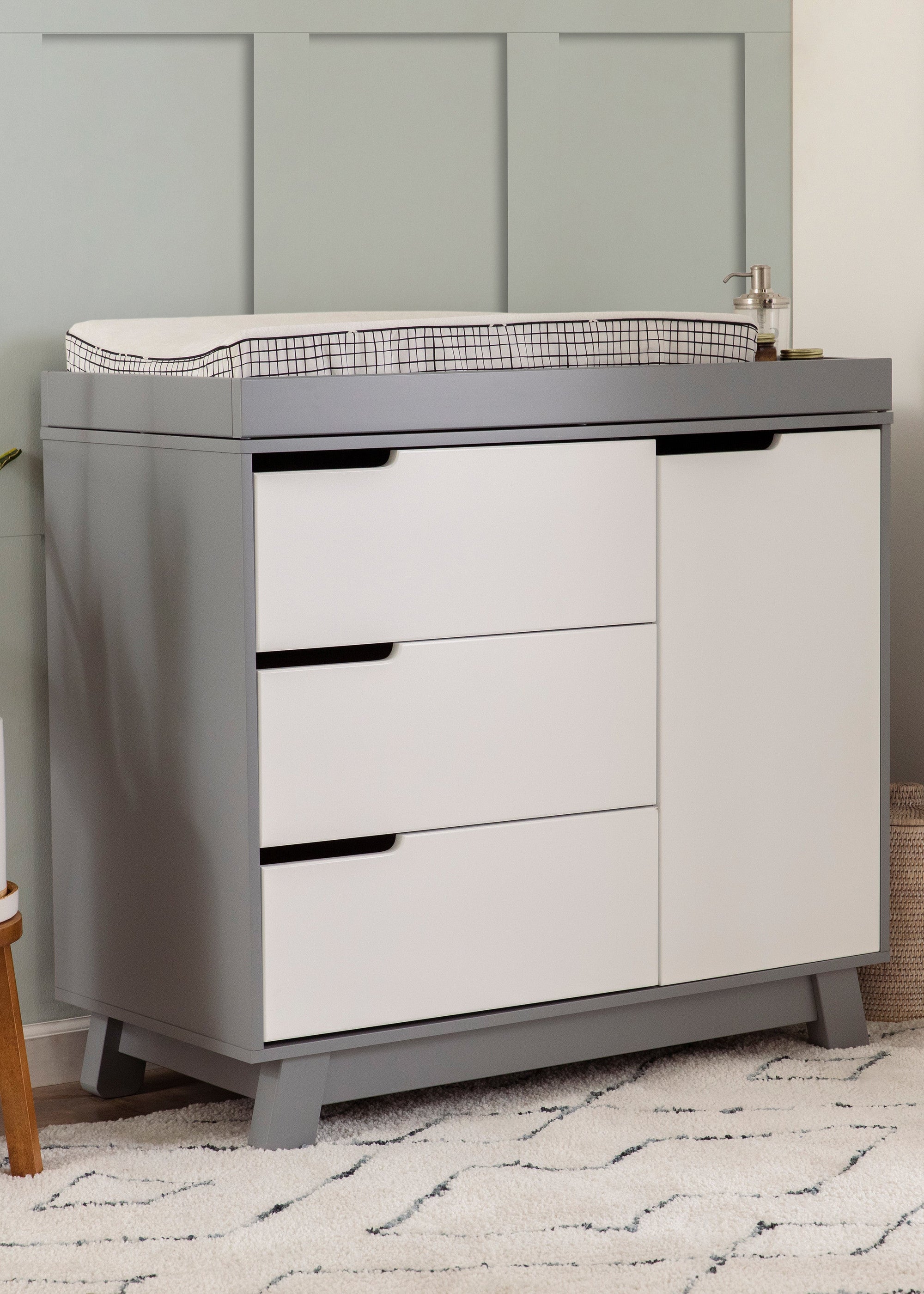 HUDSON CHANGER DRESSER - GREY/WHITE