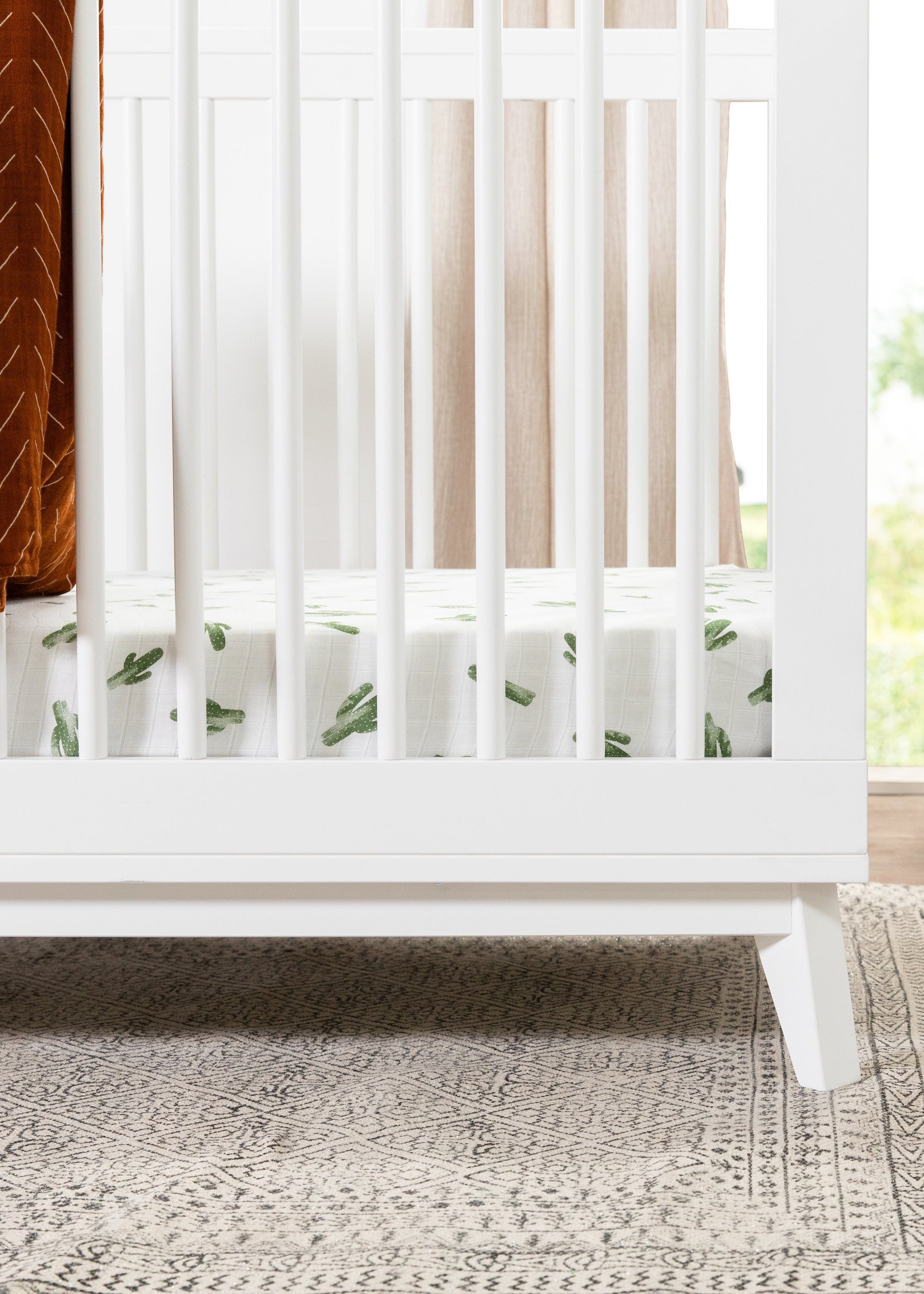 SCOOT 3-IN-1 CONVERTIBLE CRIB WITH TODDLER BED CONVERSION KIT